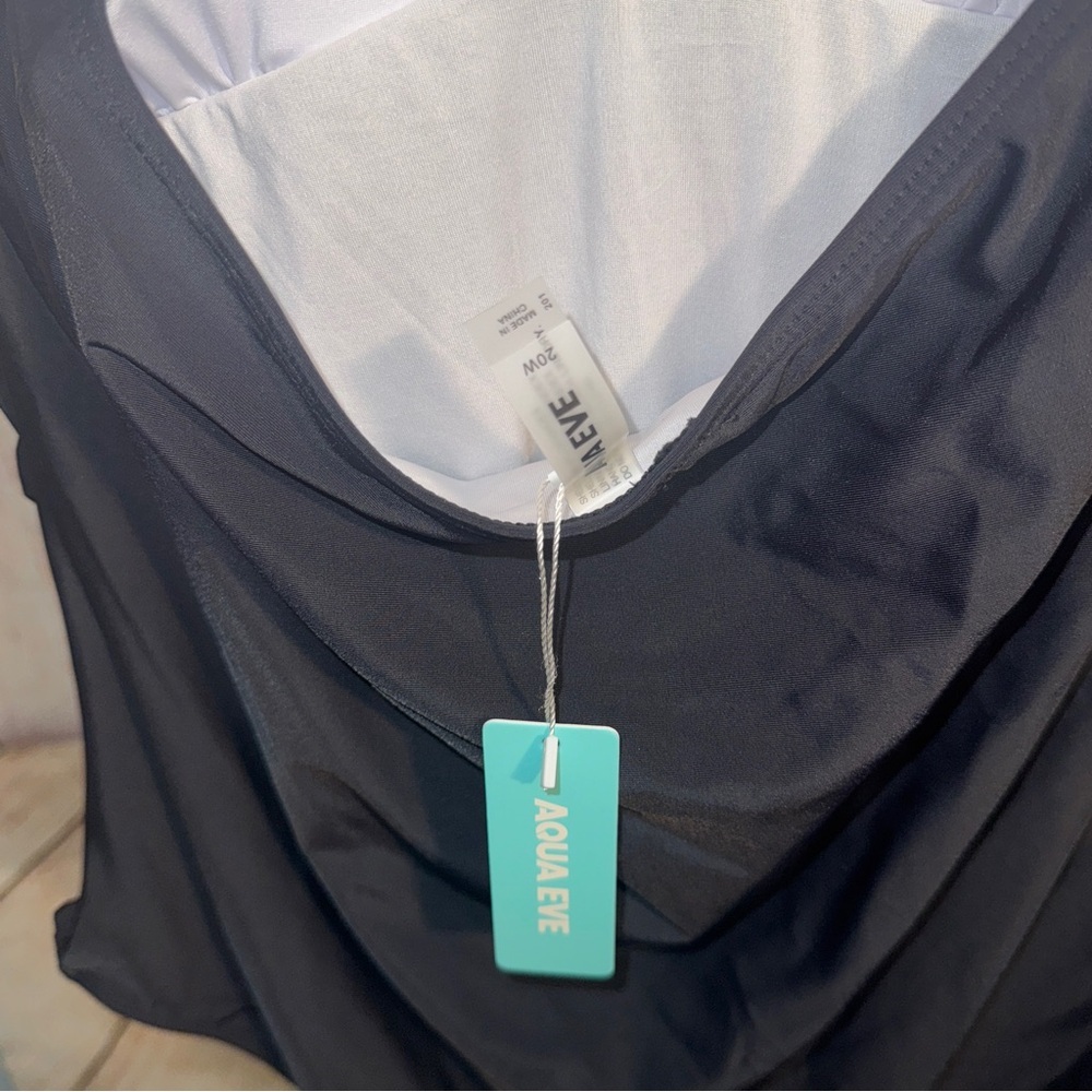 NWT Black and White Striped Tie Halter Women's One Piece Swimsuit-Aqua Eve 20W - Picture 4 of 4